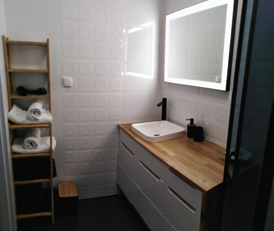 Apartament Joanna Sanok Exterior foto