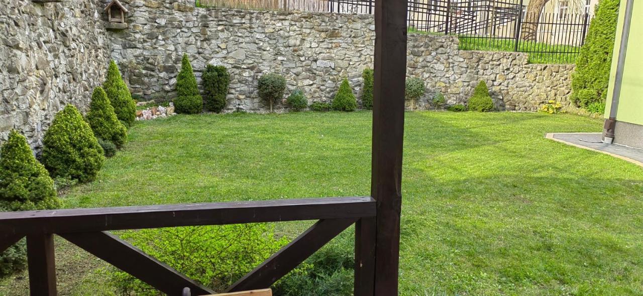 Apartament Joanna Sanok Exterior foto